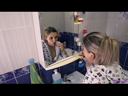 ❤️ Пробие со млади во пижами завршува орална сперма во газ - црна боја ❤️❌ Ебате видео  на mk.milf-nut-net.ru ️❤