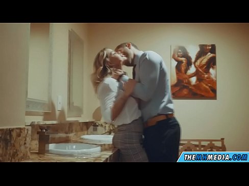 ❤️ Кога бујна русокоса ќе ве заведе во јавен тоалет ❤️❌ Ебате видео  на mk.milf-nut-net.ru ️❤